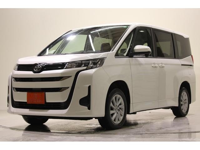 Toyota Noah G - 2022  Hybrid